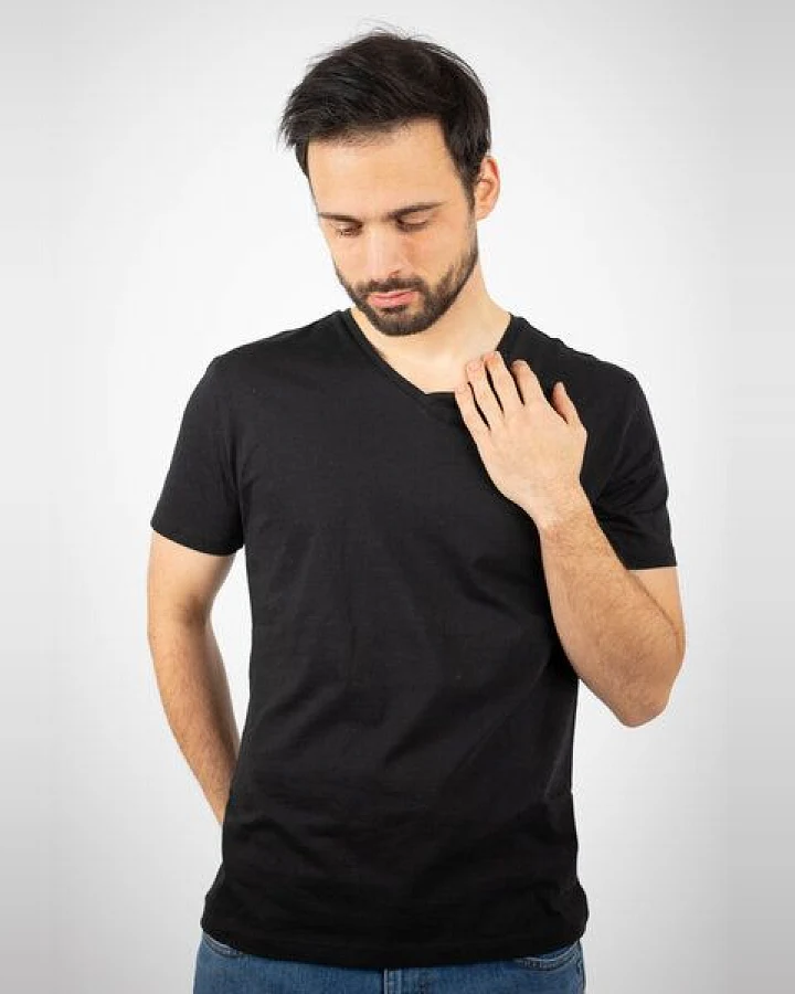 TORLAND Herren T-Shirt mit V- Ausschnitt PRESENTER