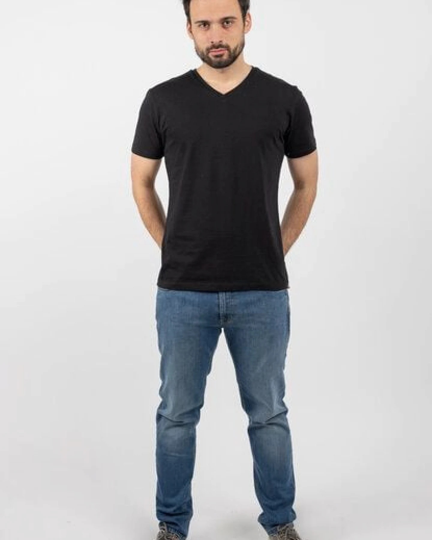 TORLAND Herren T-Shirt mit V- Ausschnitt PRESENTER – Ansicht 2