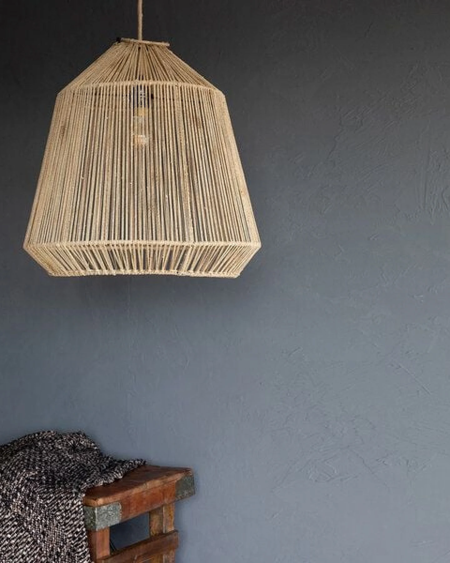 Bazar Bizar The Conic Pendelleuchte Ø 50 cm aus natürlichem Seegras – Ansicht 3