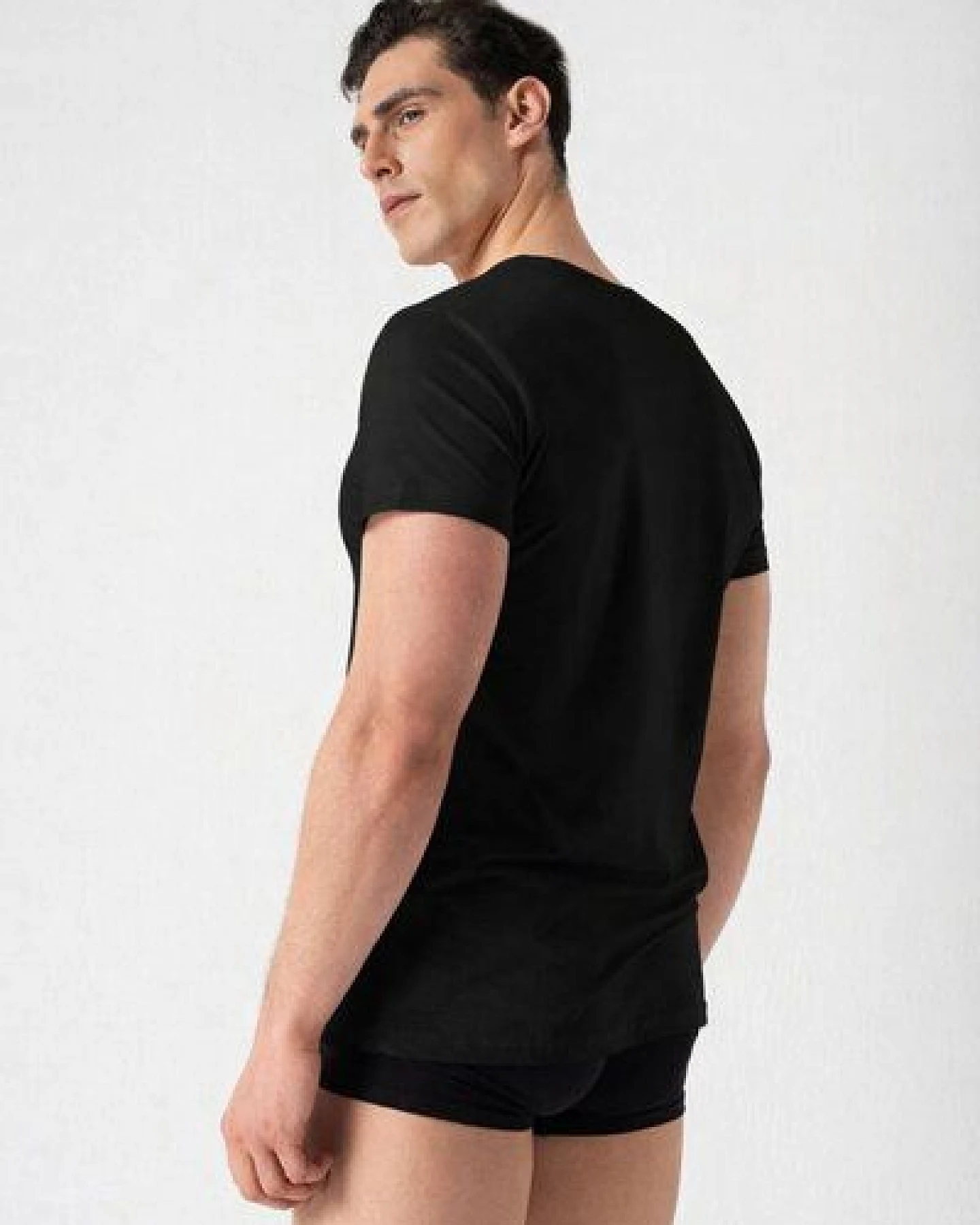 Burnell & Son Unterhemd Herren 3er Pack mit Rundhals - Extra Lang mit Kurzarm Basic Slim Fit – Ansicht 3