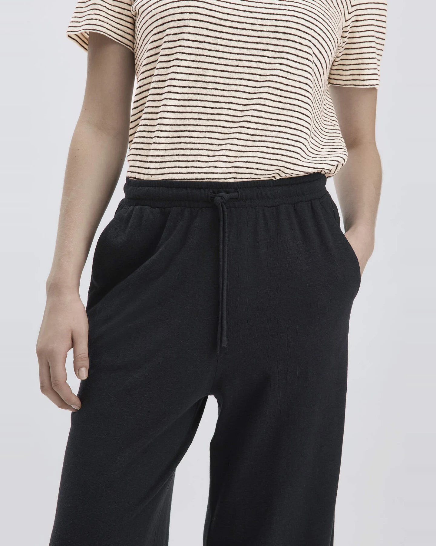 hessnatur Damen Jersey Hose Wide Leg Relaxed aus Leinen und Bio-Baumwolle - schwarz - Größe 38 – Ansicht 3