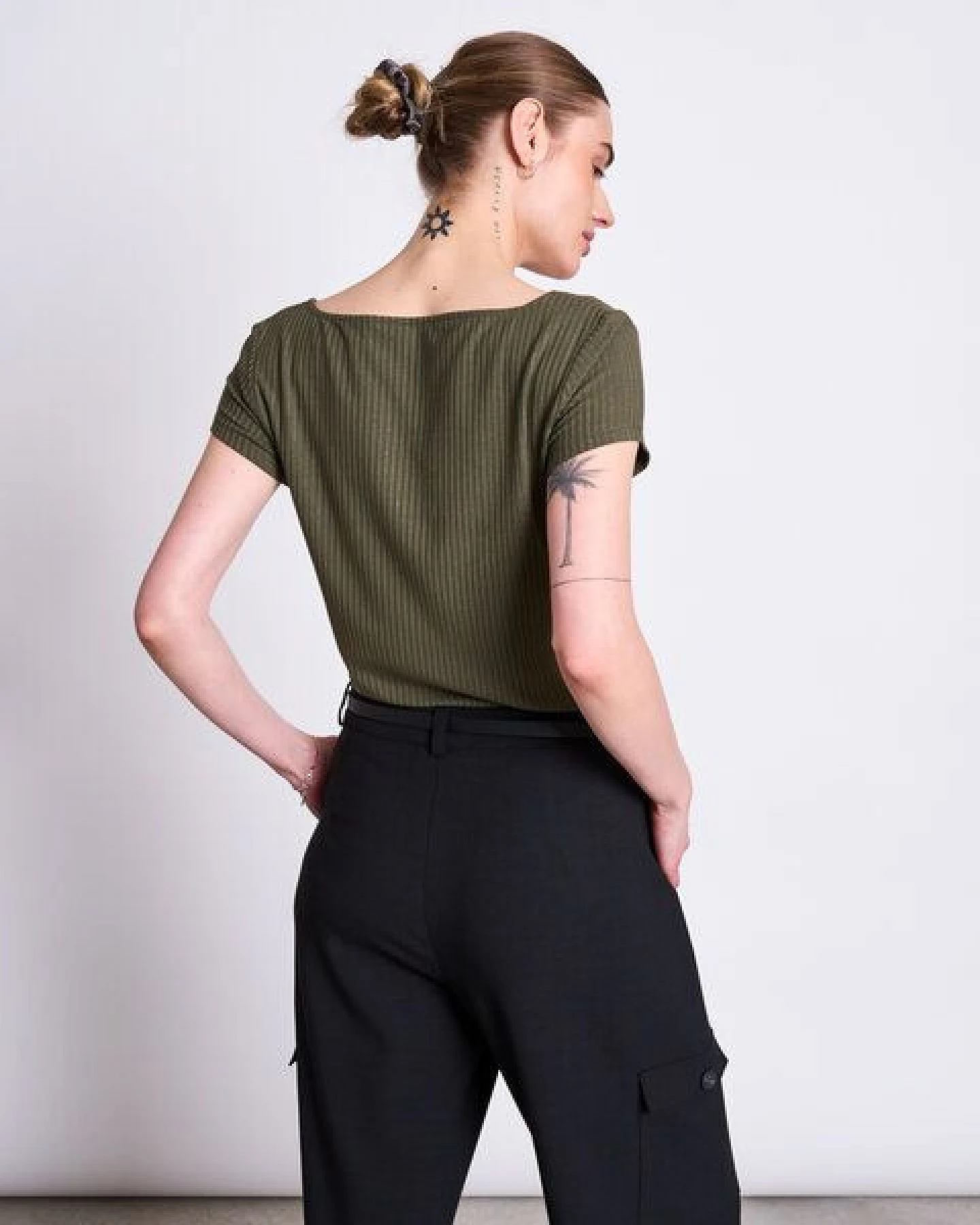 JAN N JUNE T-Shirt ARIMA gerippt aus Lyocell (Tencel®) – Ansicht 3