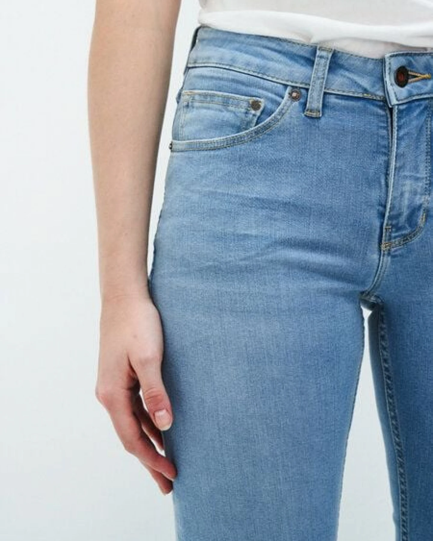 Kuyichi Damen Jeans Bootcut Amy Lucky Vintage Bio-Baumwolle – Ansicht 2