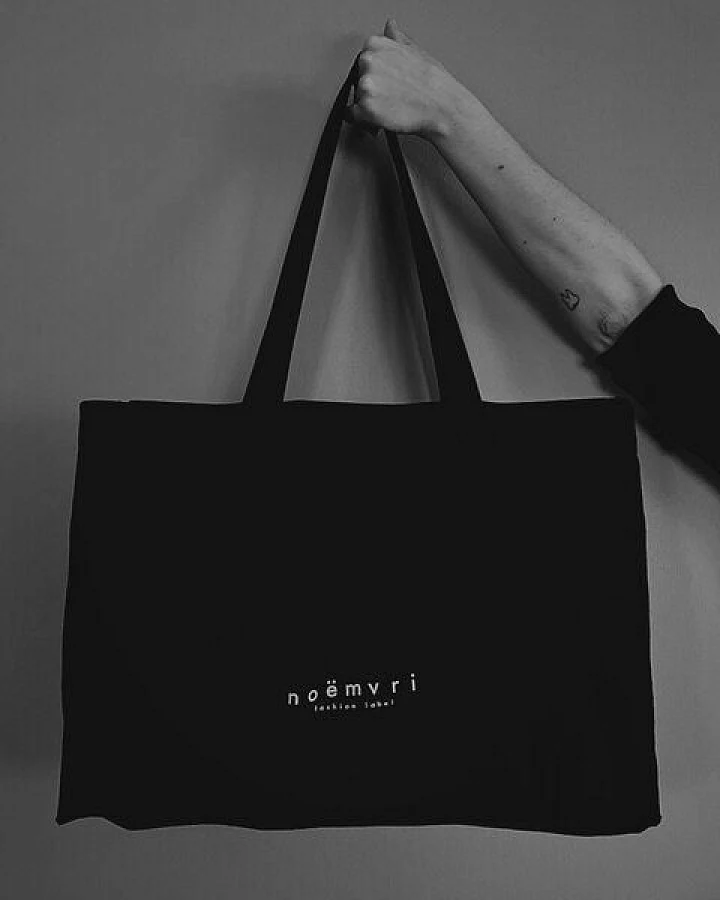 noemvri fashion label Logo Tote Bag / Shopper