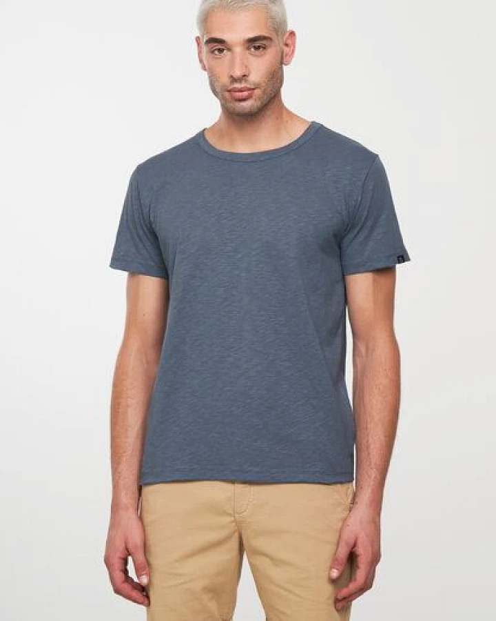 Dove Blue (Blau)
