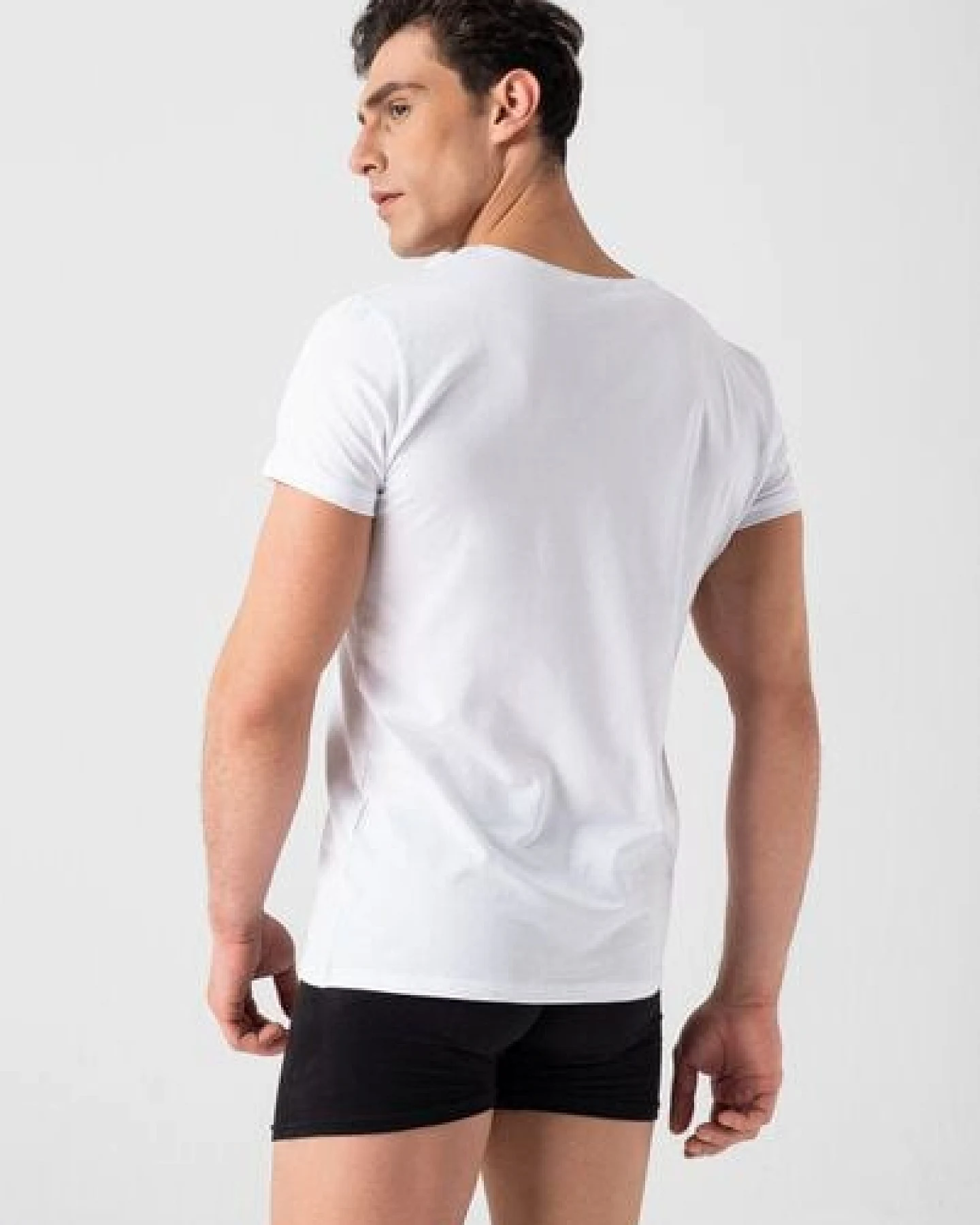 Burnell & Son Unterhemd Herren V-Ausschnitt 3er Pack - T-Shirt Extra Lang mit Kurzarm Slim Fit – Ansicht 3