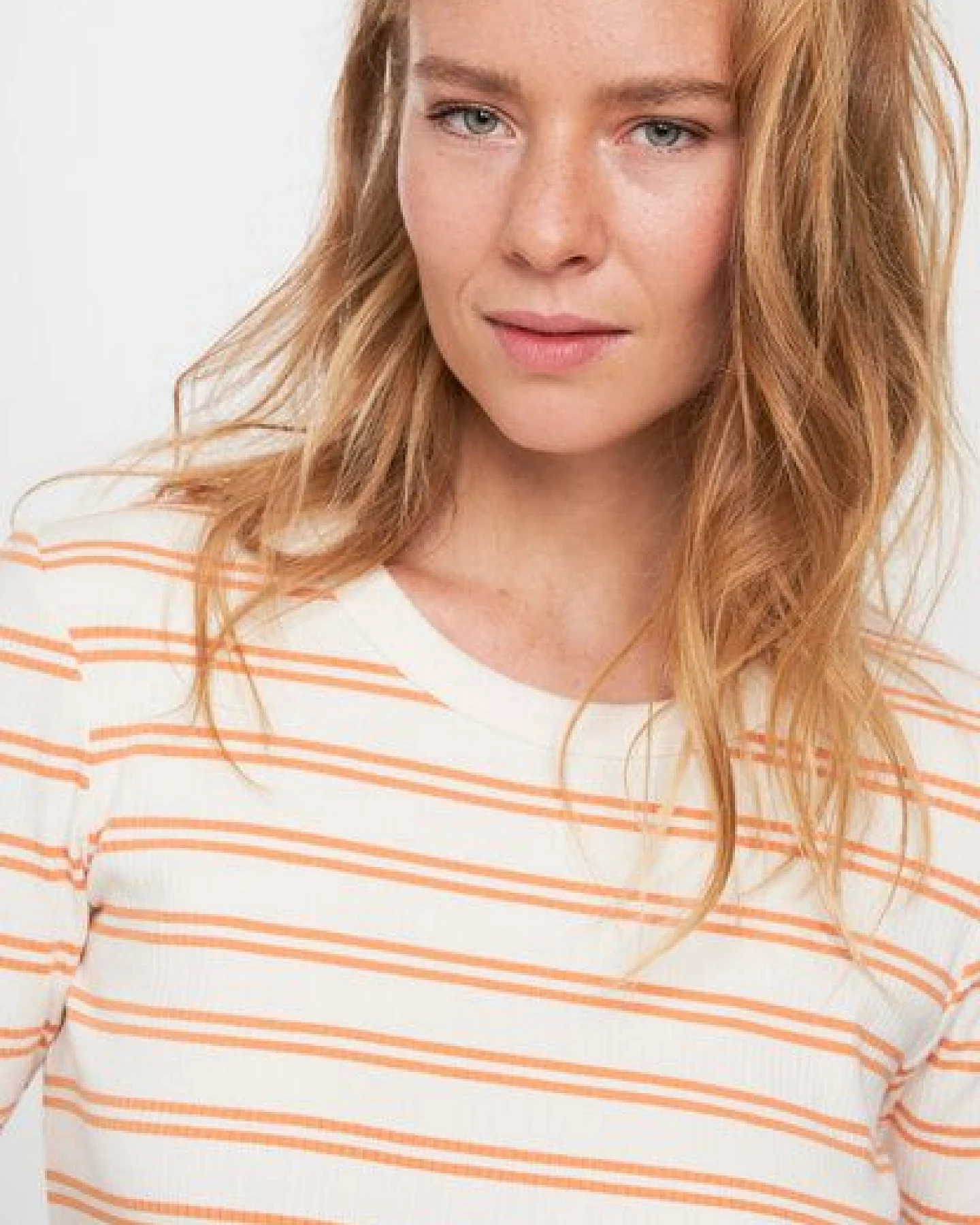 Damen T-Shirt aus weicher Baumwolle (Bio) – Ansicht 4