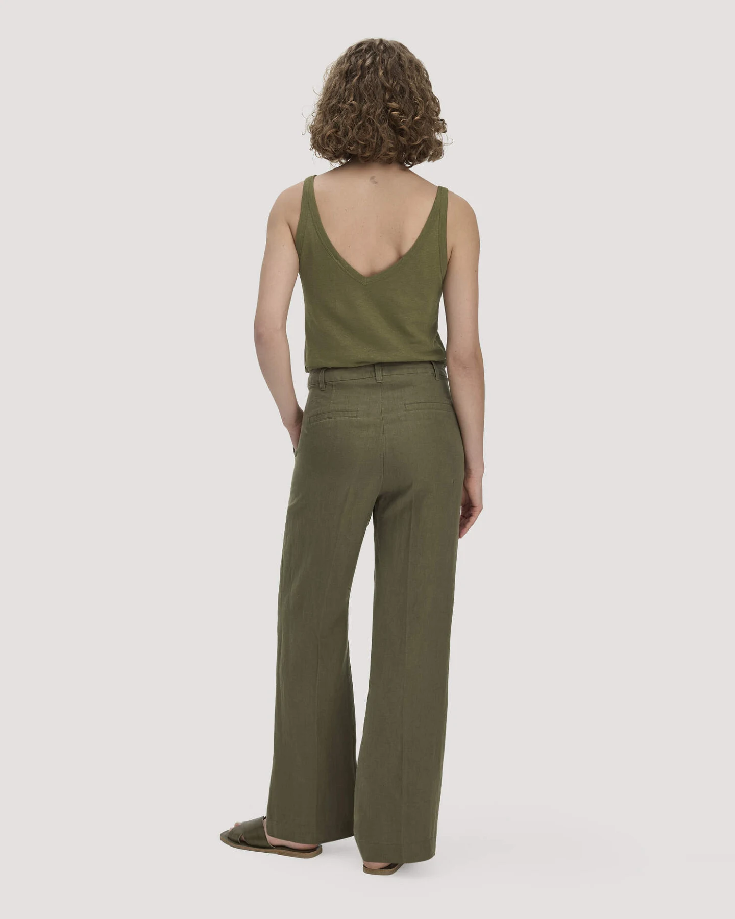 hessnatur Damen Hose Straight Leg aus Leinen - grün - Größe 34 – Ansicht 2