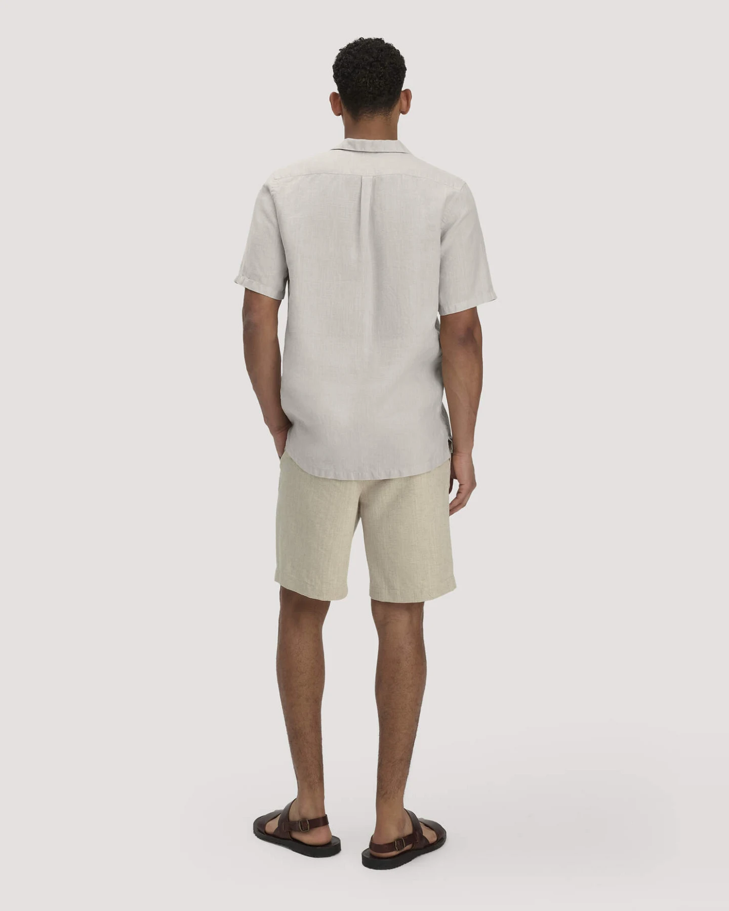 hessnatur Herren Shorts ENEA Relaxed aus Bio-Baumwolle mit Leinen - natur - Größe 33 – Ansicht 2