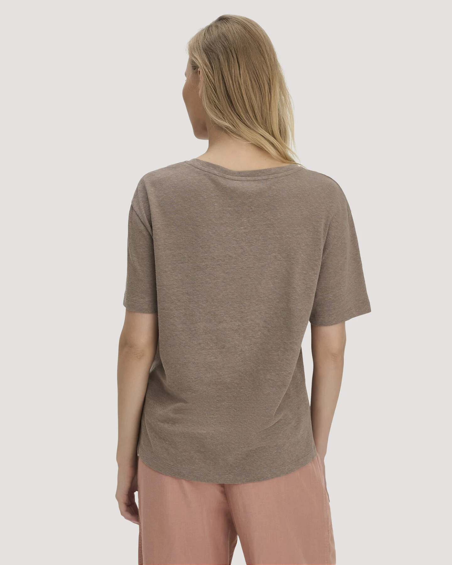 hessnatur Damen T-Shirt Oversize aus Leinen und Bio-Baumwolle - braun - Größe M – Ansicht 3