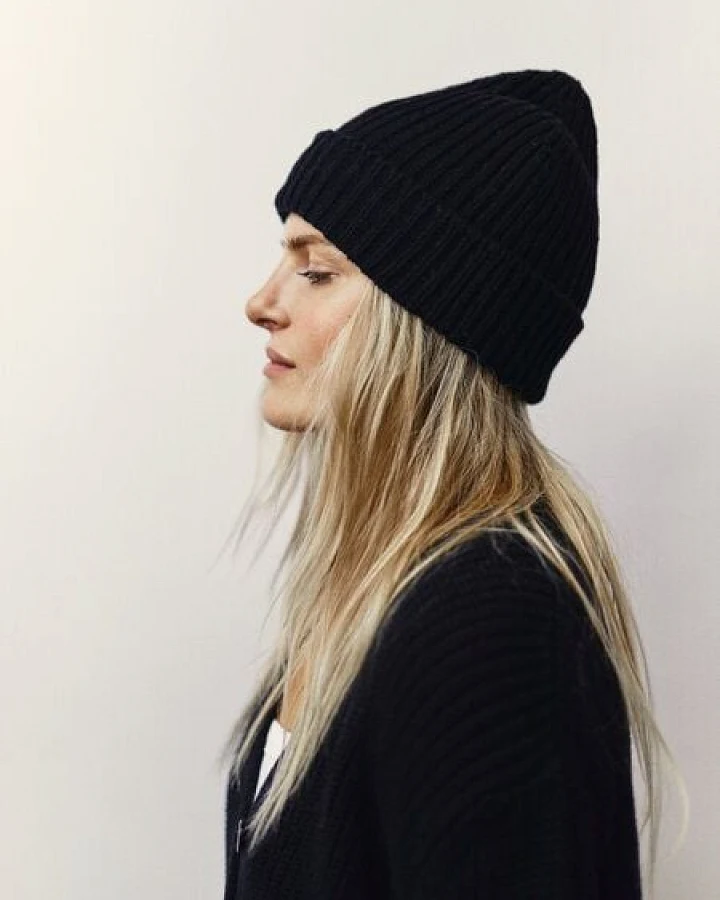 WOTE Mütze aus softem recyceltem Cashmere Mix
