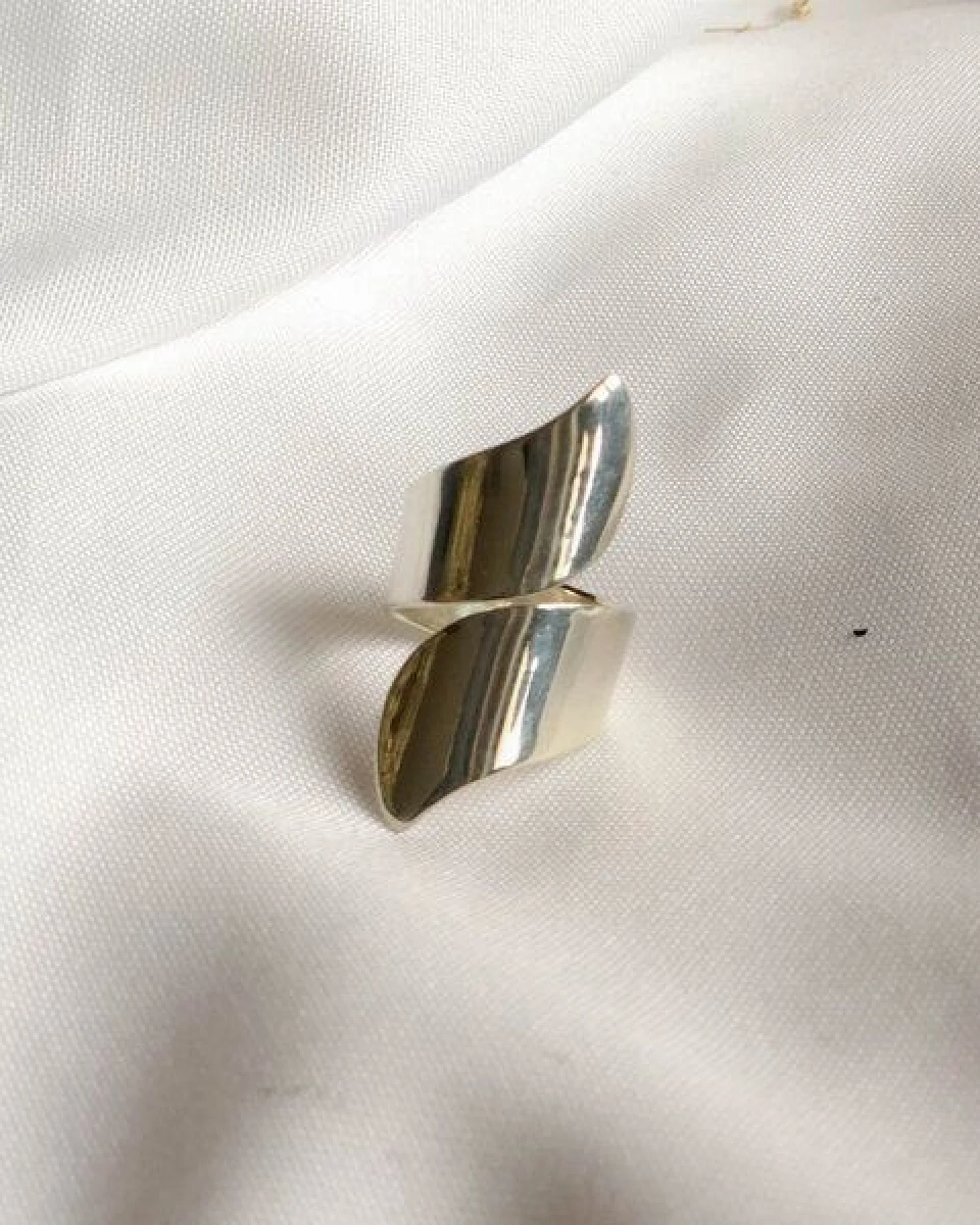 pakilia Silber Ring Blätterform Fair-Trade und handmade – Ansicht 4