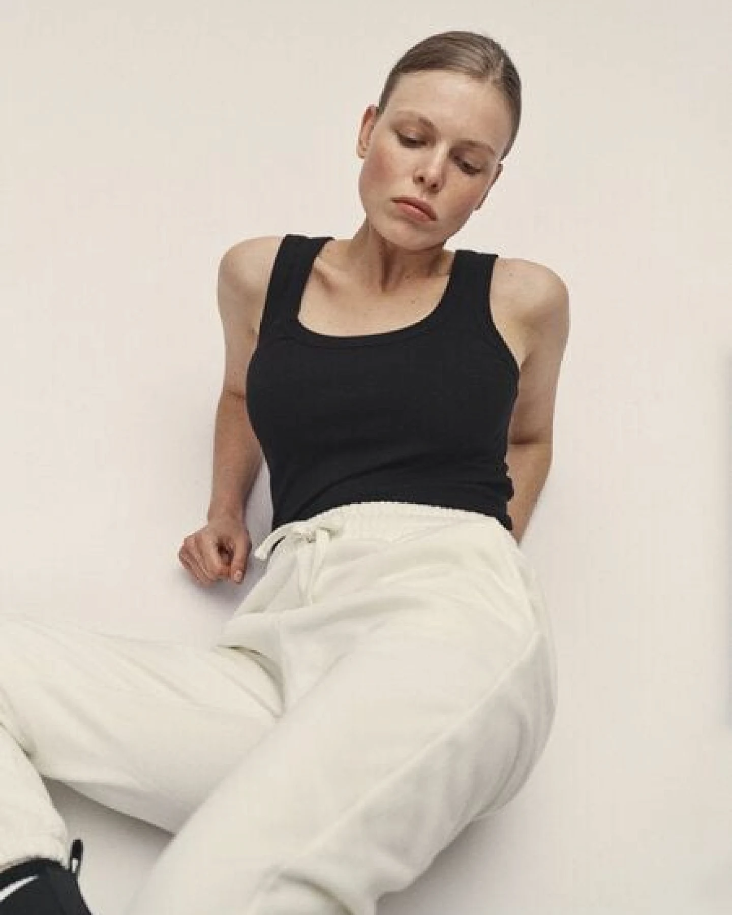 WOTE Sweatpants aus Organic Cotton - Bio Baumwolle – Ansicht 2