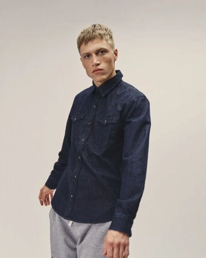 WOTE Denim Hemd aus Bio-Baumwolle