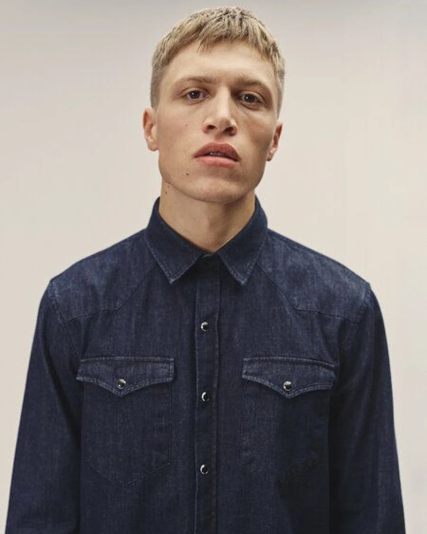 WOTE Denim Hemd aus Bio-Baumwolle – Ansicht 2