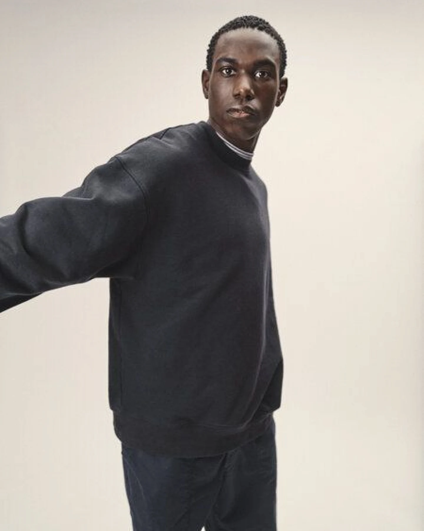 WOTE Sweatshirt Oversized aus Bio-Baumwolle – Ansicht 2