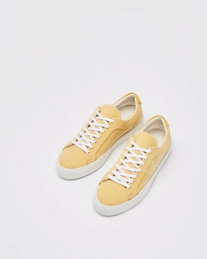 NINE TO FIVE #gràcia - minimalistischer Allround-Sneaker aus recyceltem Canvas