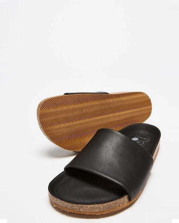 NINE TO FIVE #kato - edler Slipper aus leichter Microfaser mit bequemen Naturlatex-Fussbett
