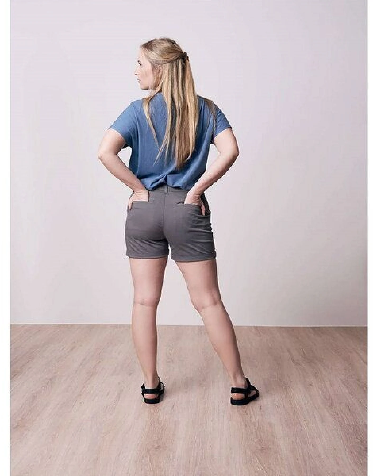 bleed Chino Shorts ECOMICRO aus Bio-Baumwolle – Ansicht 3