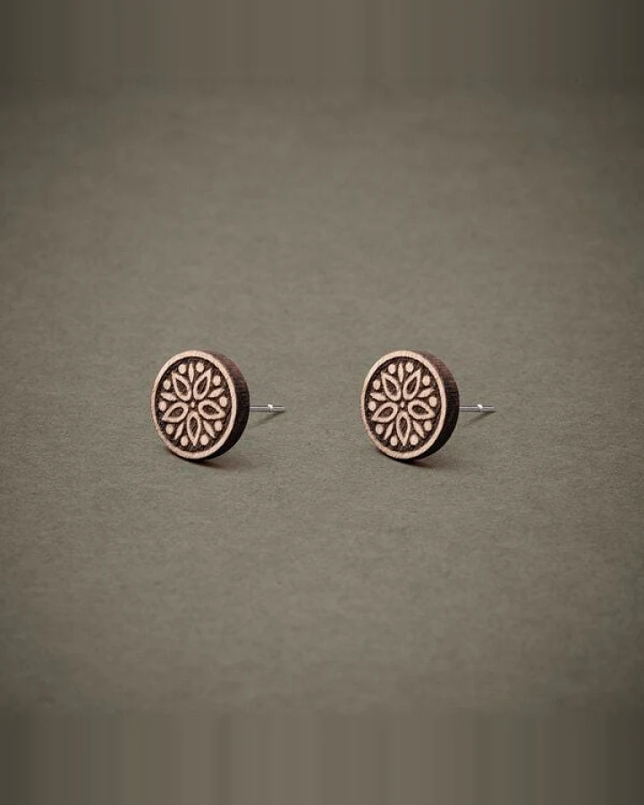 feinformart Ohrstecker / Ohrring aus Holz "Mandala1" 9mm