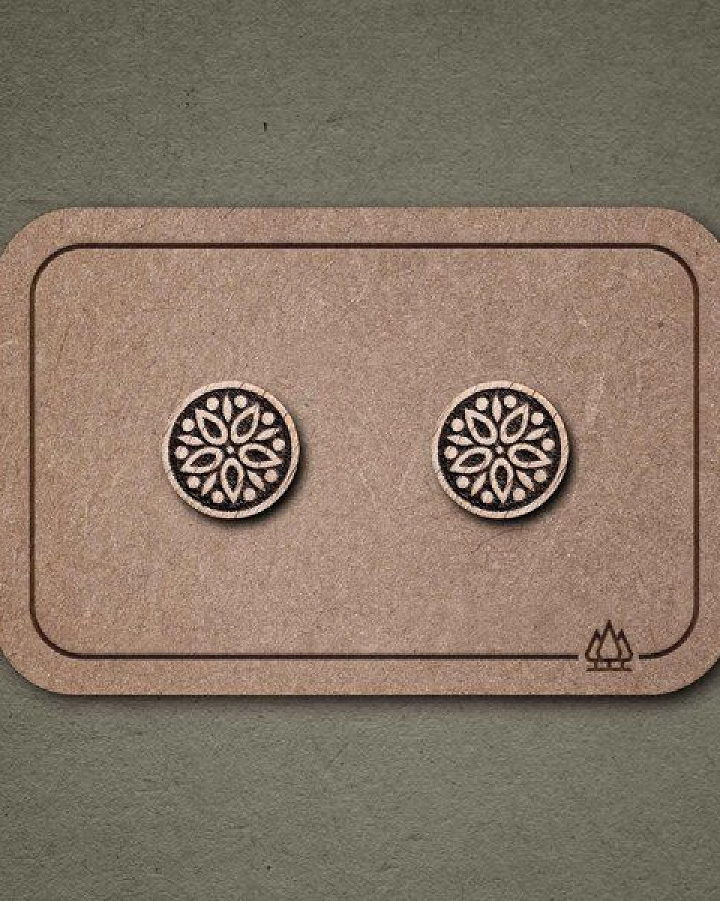 feinformart Ohrstecker / Ohrring aus Holz "Mandala1" 9mm – Ansicht 2