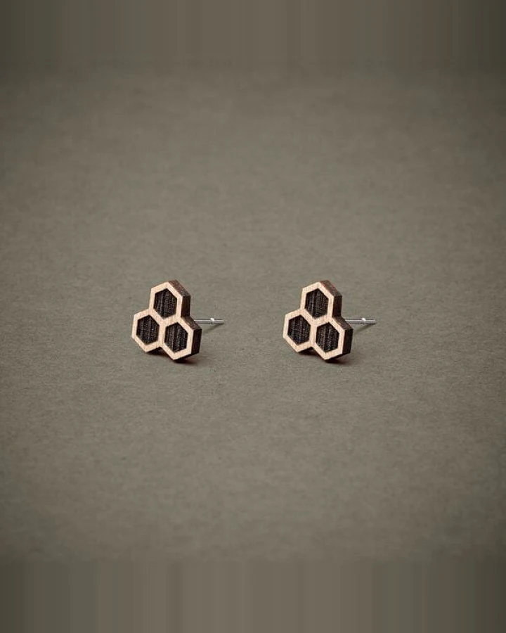 feinformart Ohrstecker / Ohrring aus Holz "Wabe" 9mm