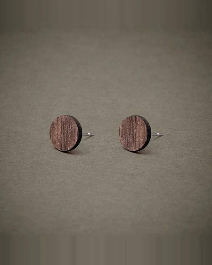 feinformart Ohrstecker / Ohrring aus Holz "Eiche geräuchert" 7mm / 9mm