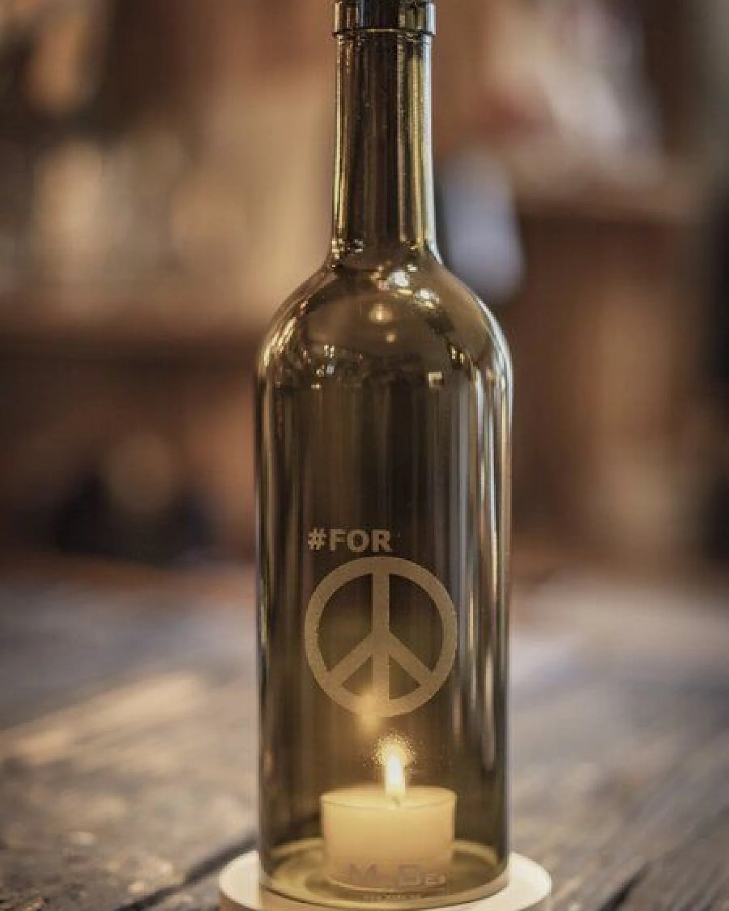 MaBe WINDLICHT #FOR PEACE mit grauem Untersetzer – Ansicht 3