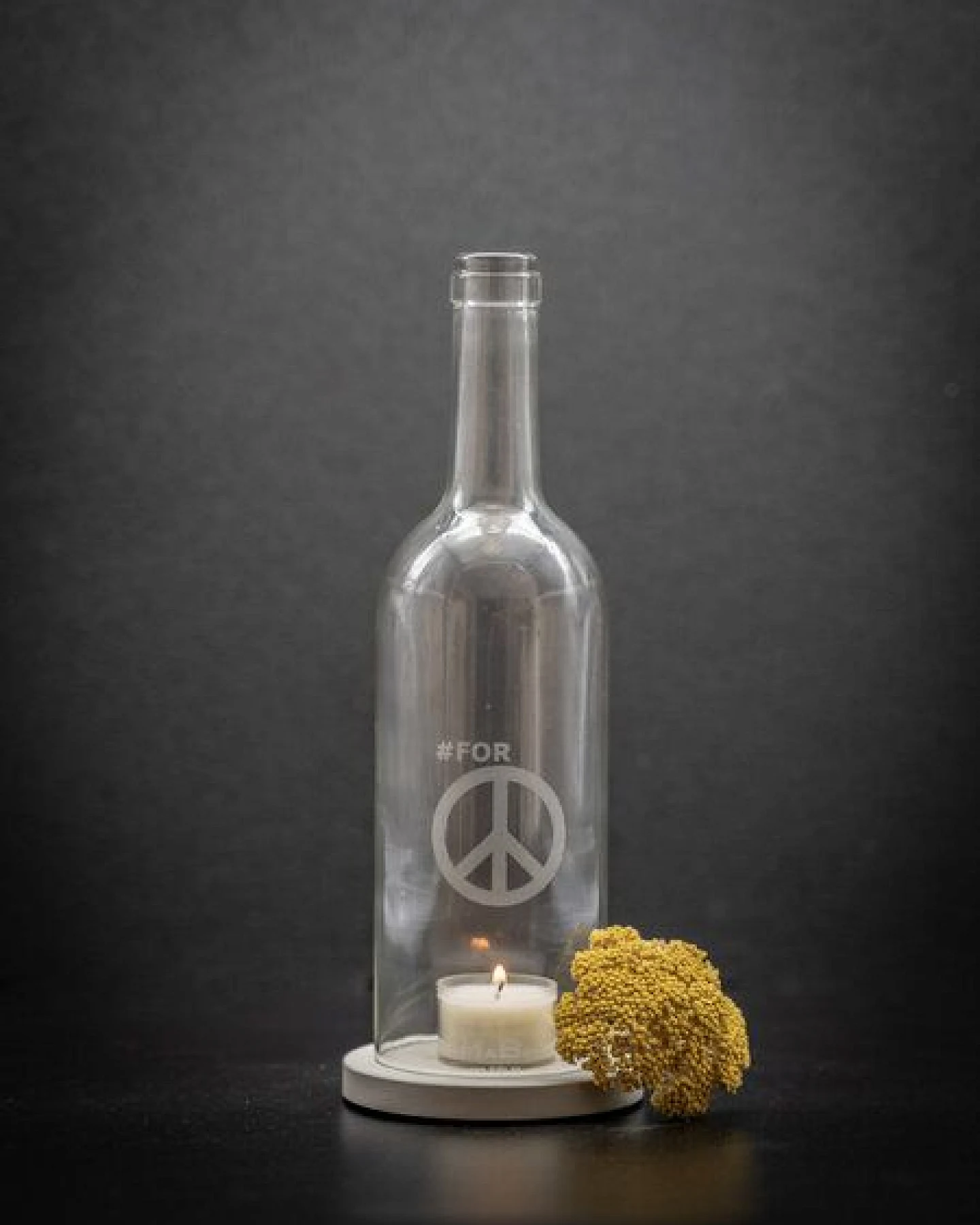 MaBe WINDLICHT #FOR PEACE mit grauem Untersetzer – Ansicht 2