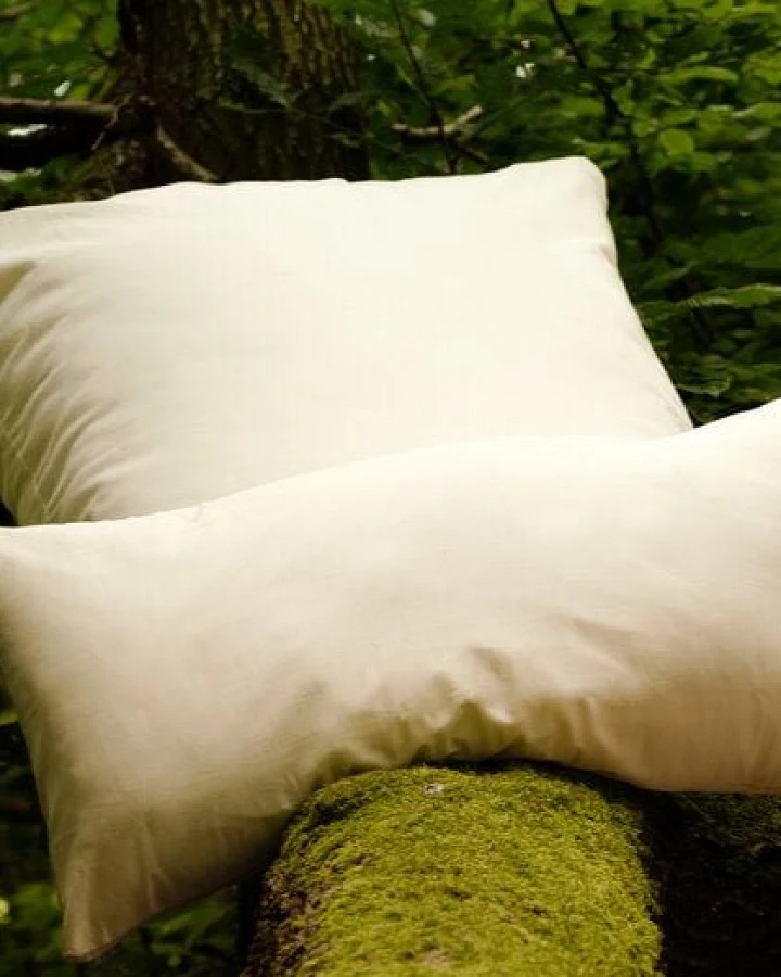 noca Alba, klimapositiver Kissenbezug aus 100% Bio-Baumwollsatin, Natur