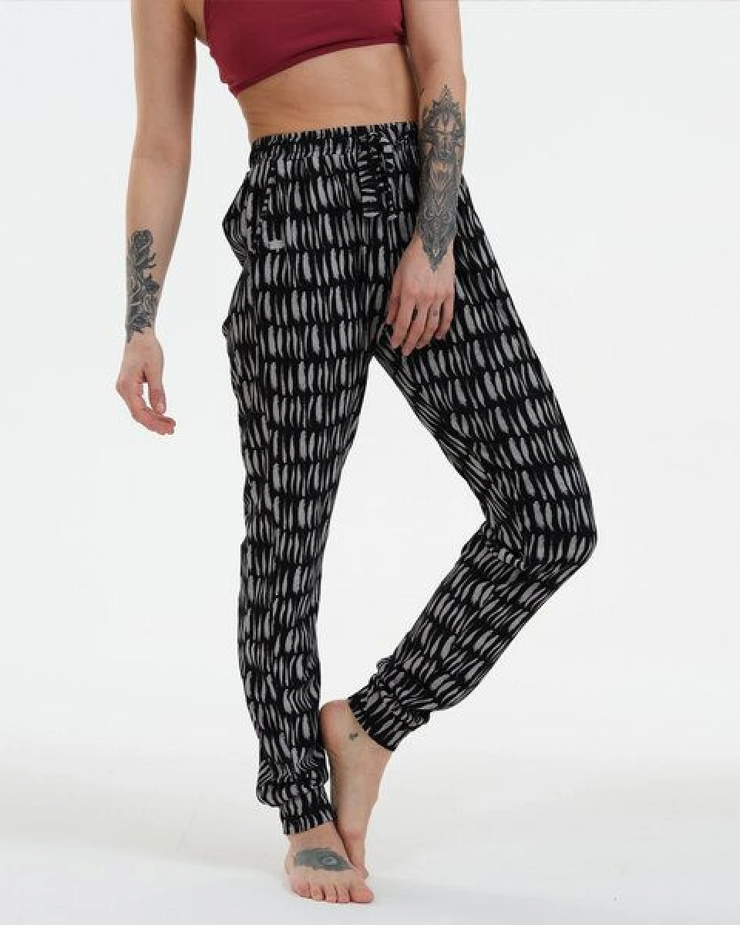 GARY MASH Joggpant Mary aus Biobaumwoll-Mix – Ansicht 2