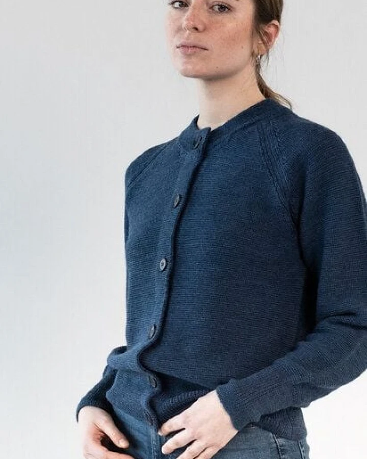 Blau