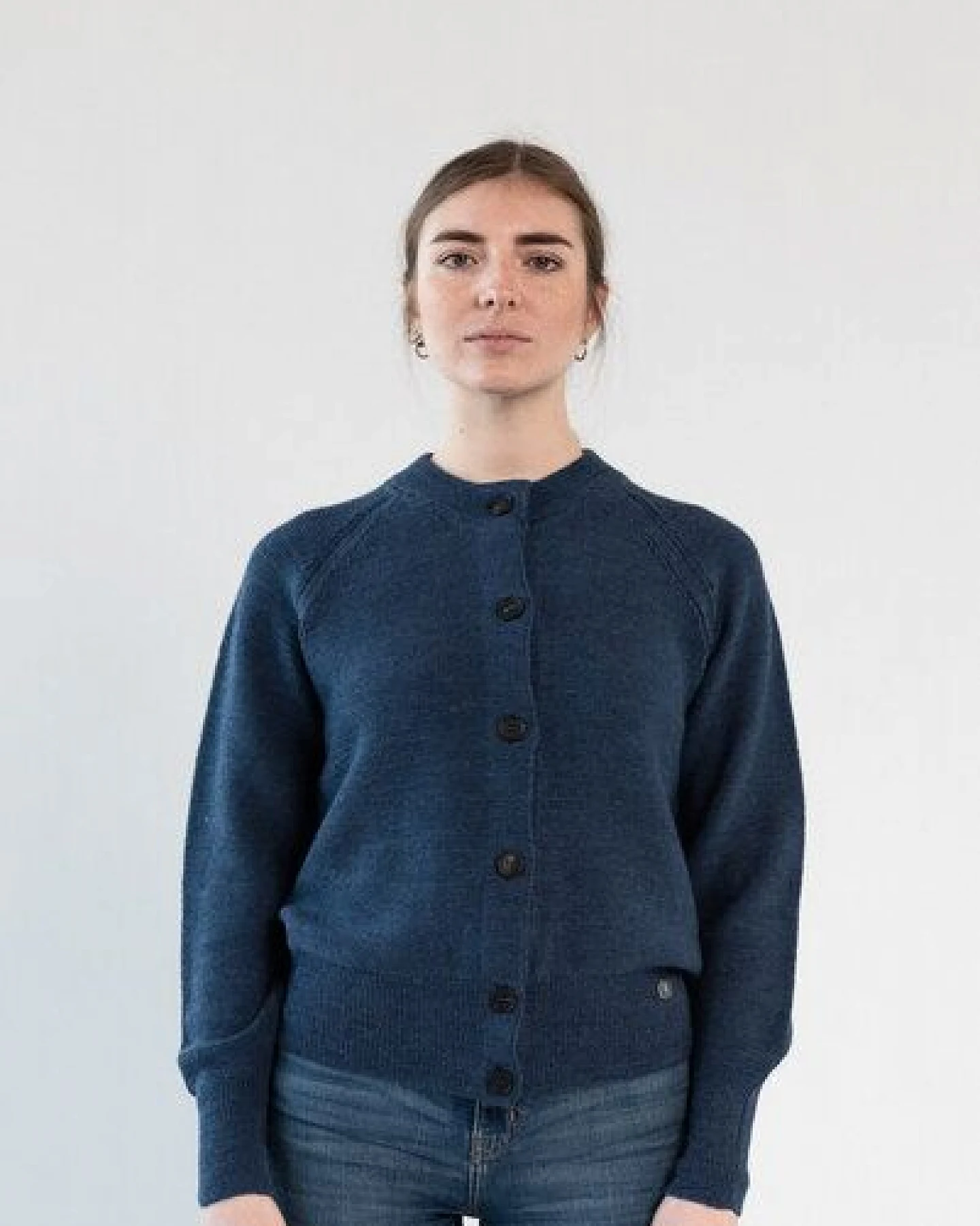 Grenz/gang Strick Cardigan ELEONORA_ Zero Waste aus Schurwolle (kbT) – Ansicht 3