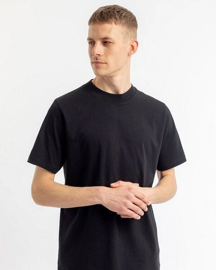 Schwarz