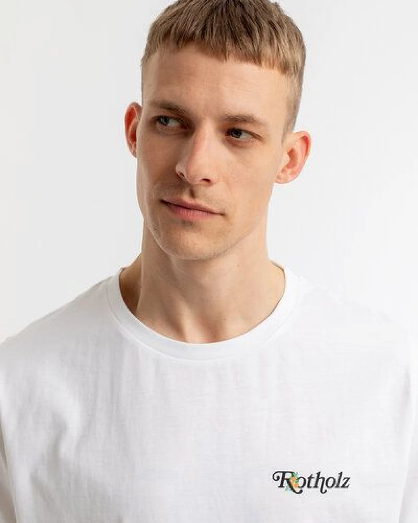 T-Shirt mit Rotholz Logo Print aus Bio-Baumwolle – Ansicht 3