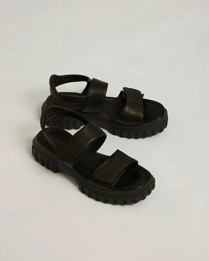 Addition Sustainable Apparel Sandalen aus Bio-Leder