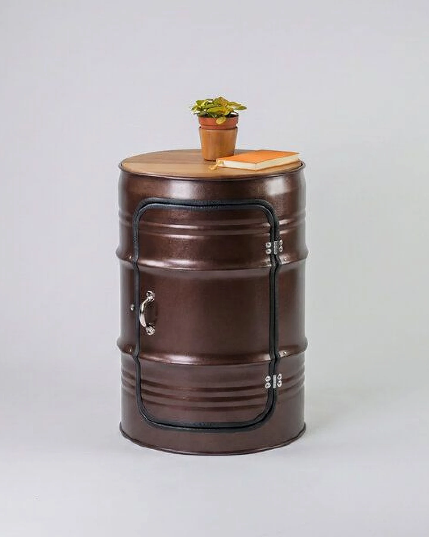 Lockengelöt Minibar mit Tür aus einem kleinen Ölfass Hamburger Ölfass, made in Hamburg. – Ansicht 3
