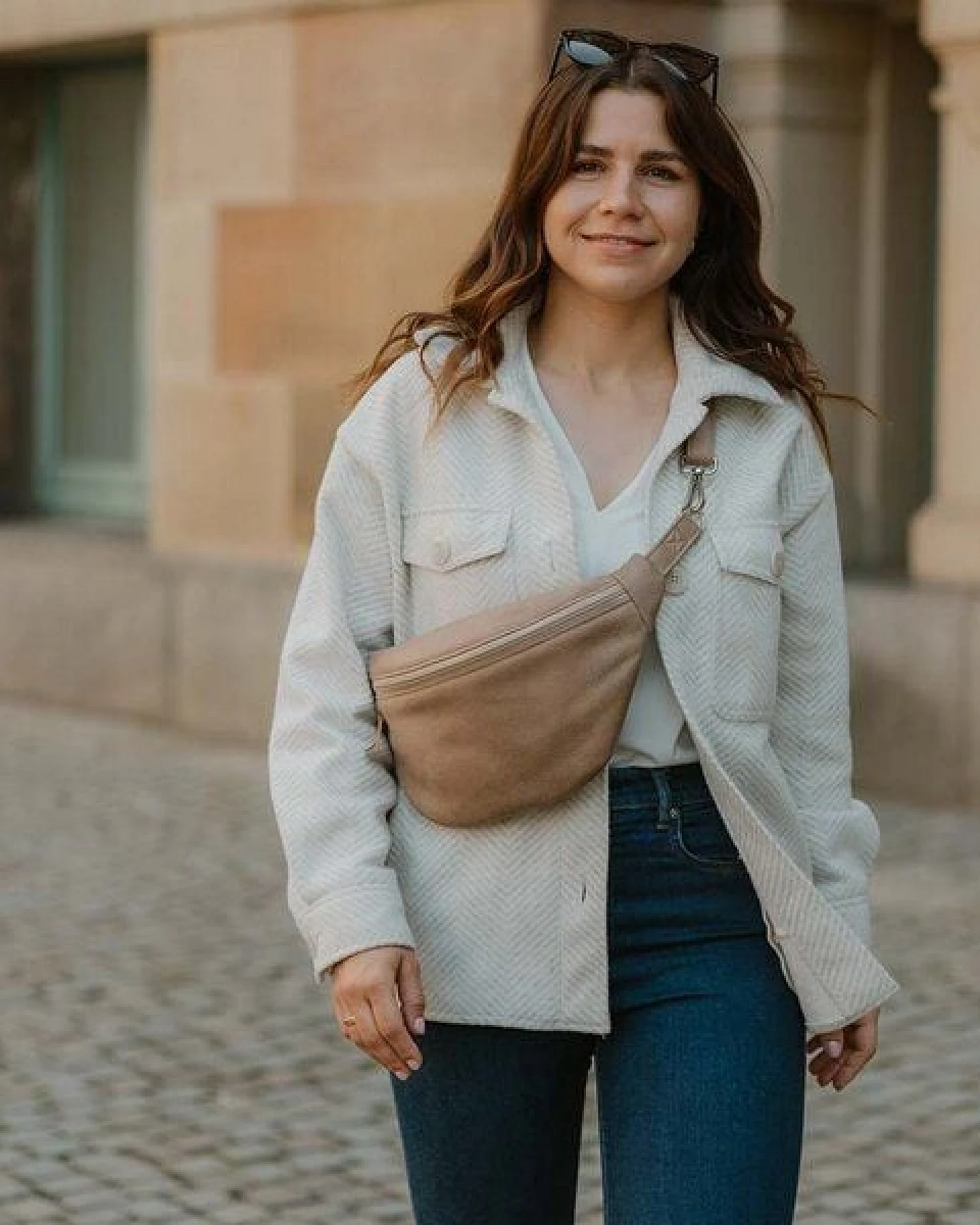 BOWLEANIES TASCHEN Große XXL Gürteltasche aus Lederfaserstoff – Ansicht 4