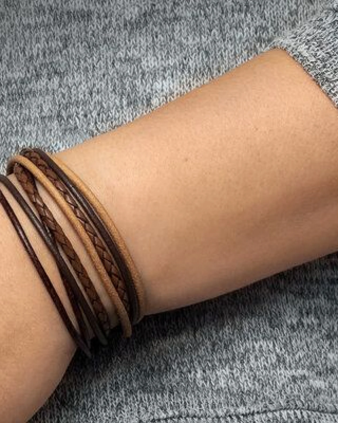 Simaru Echtleder- /Wickelarmband für Damen & Herren mit Magnetverschluss – Ansicht 2