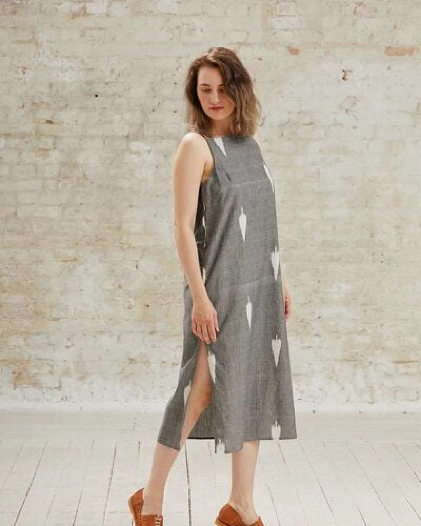 Jyoti - Fair Works Bio-Baumwoll Kleid Renu Ikat – Ansicht 4