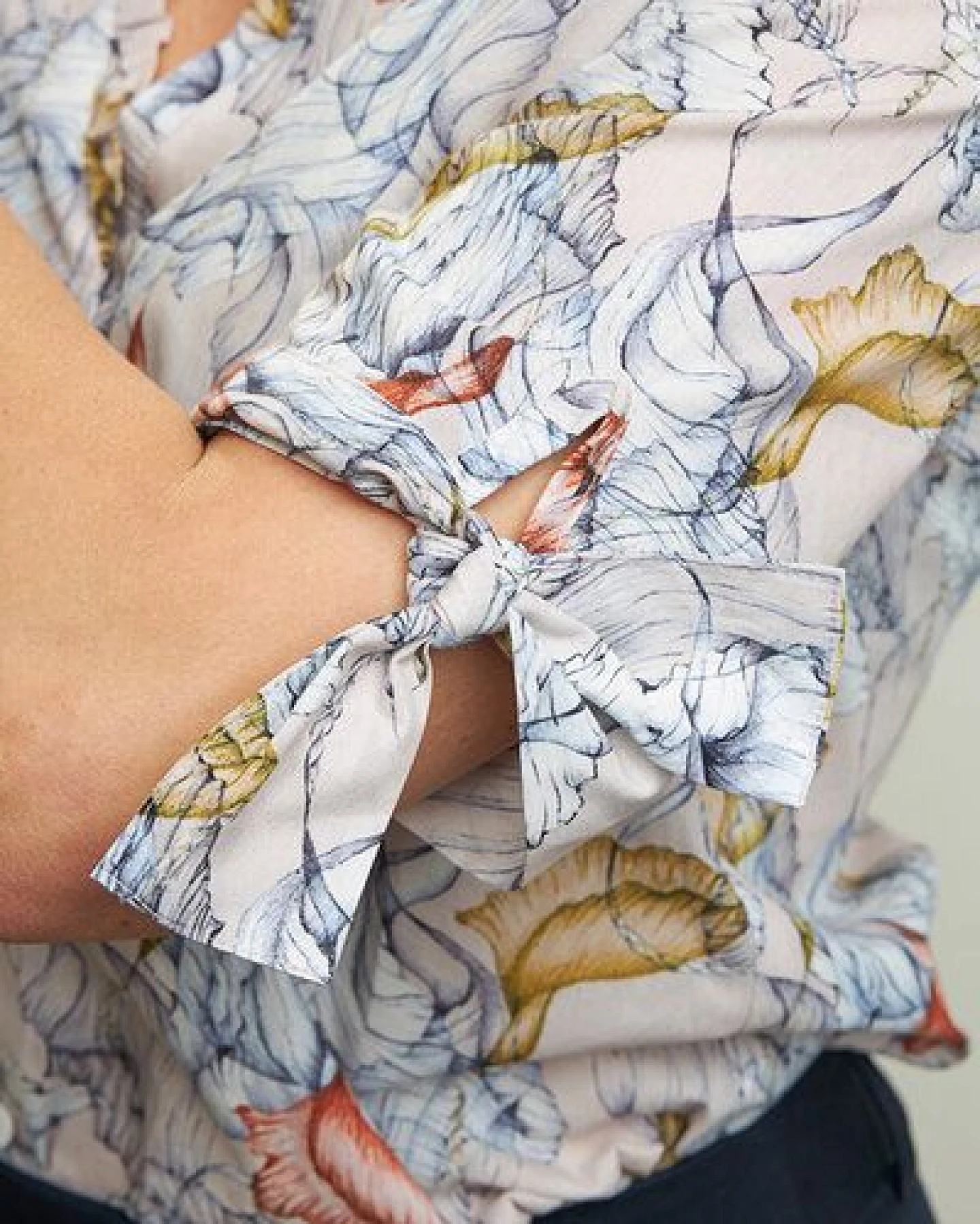 Skrabak Damen Bluse aus Bio-Baumwolle "Britta" mit floralem Muster – Ansicht 2