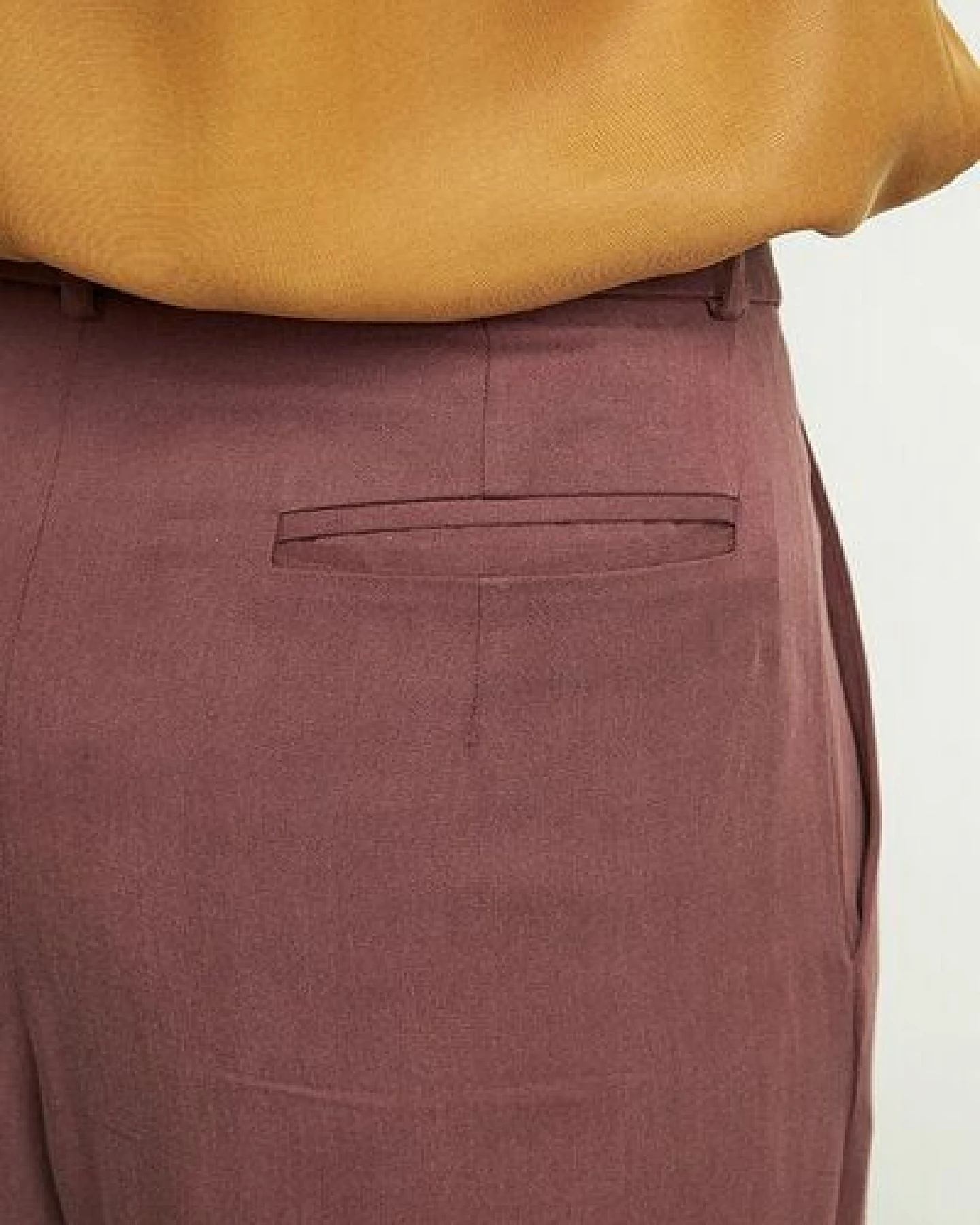 Skrabak Damen Bundfaltenhose aus Lyocell Twill "Vic" in rotbraun – Ansicht 4