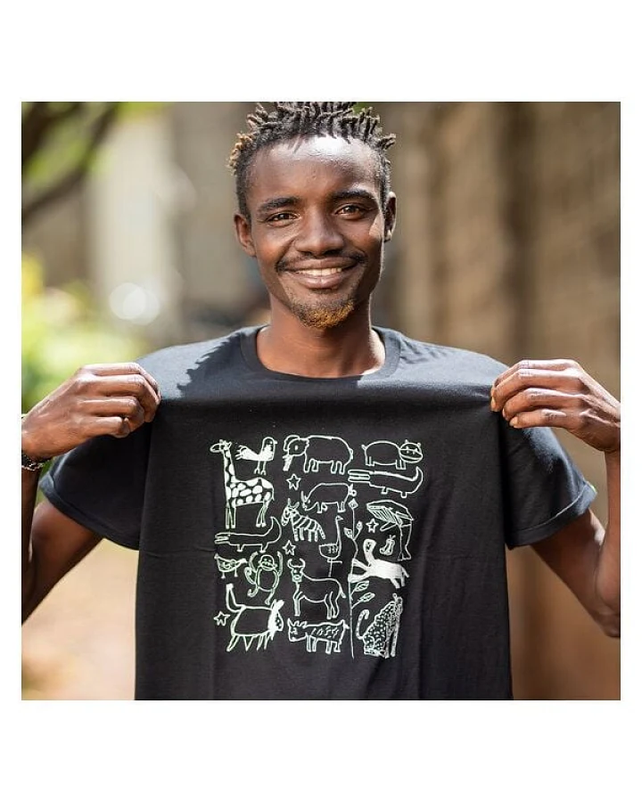 Kipepeo-Clothing Herren Print T-Shirt aus Bio-Baumwolle SERENGETI Schwarz Made in Africa