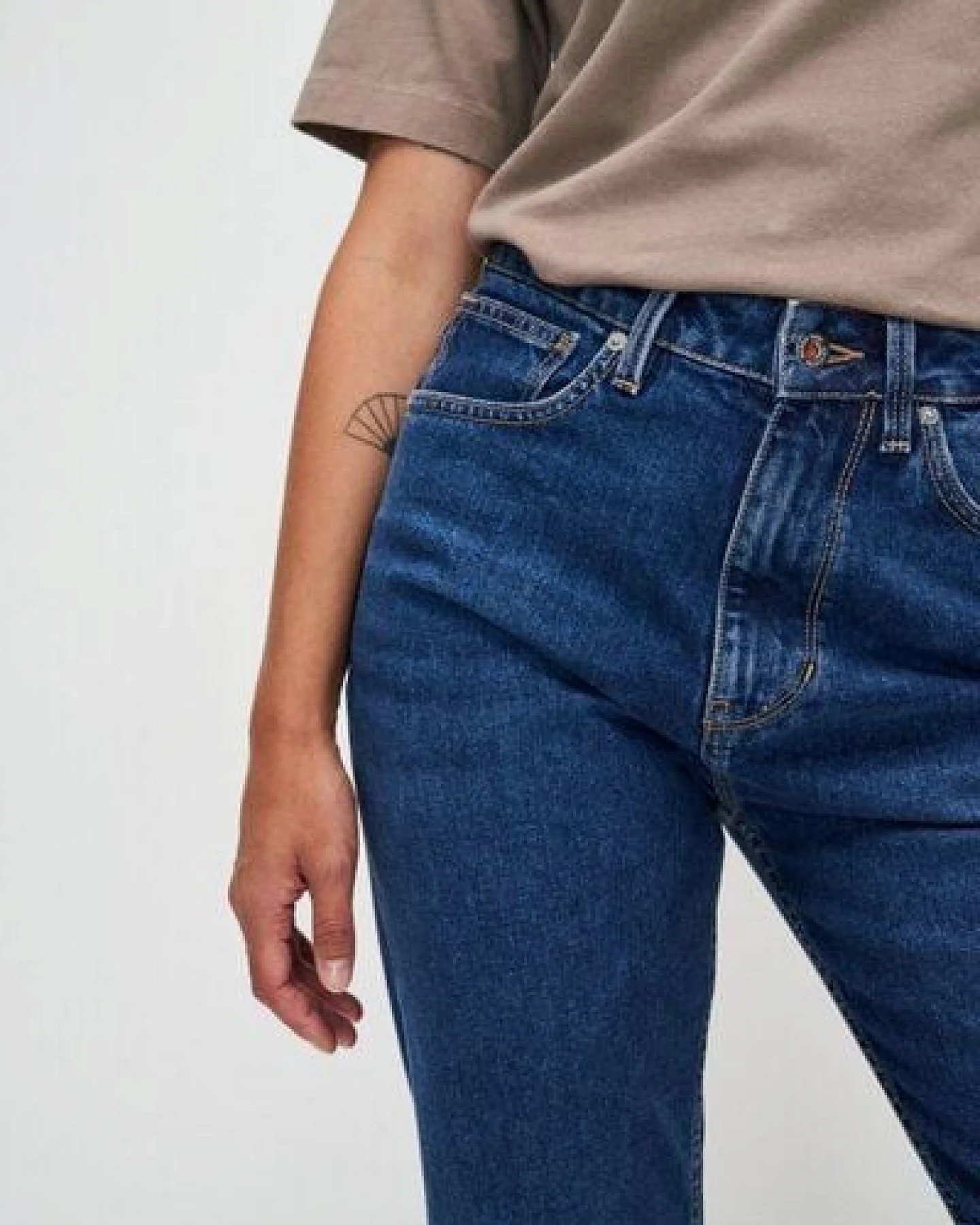 Kuyichi Straight Fit Jeans - Rosa - aus Biobaumwolle – Ansicht 3