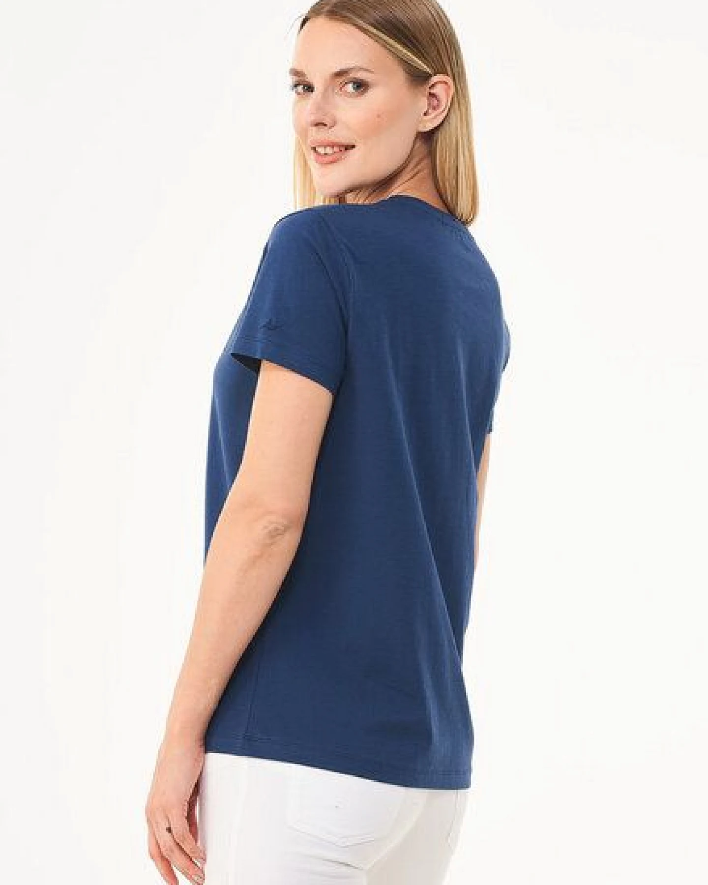 ORGANICATION T-Shirt aus Bio-Baumwolle mit Stickerei – Ansicht 2