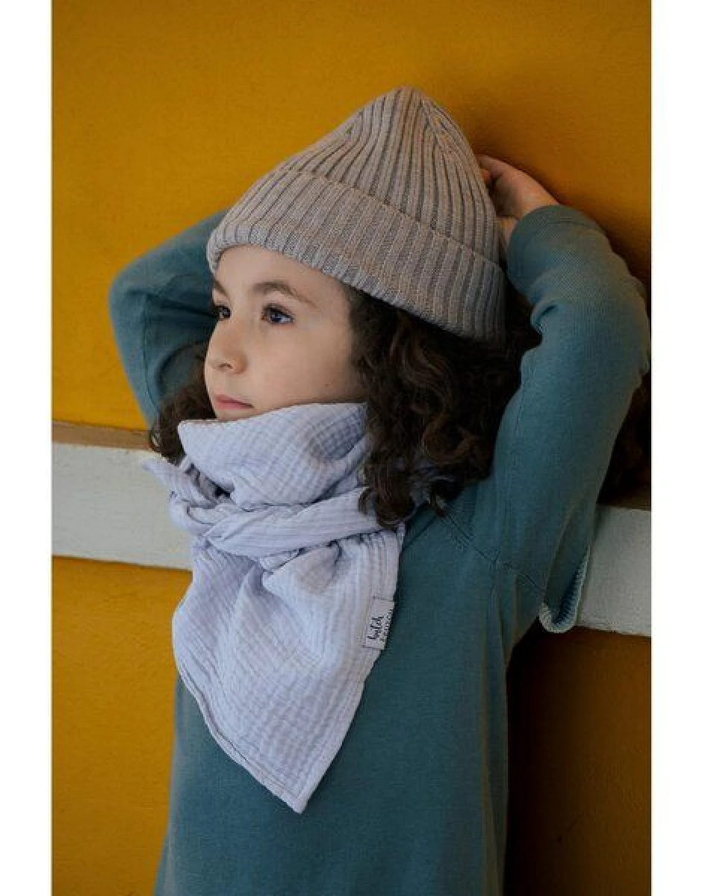 Hutch&Putch Musselin Halstuch - Dreieckstuch - Schal für Kleinkinder (1-6 Jahre) aus 100% Bio-Baumwolle – Ansicht 3