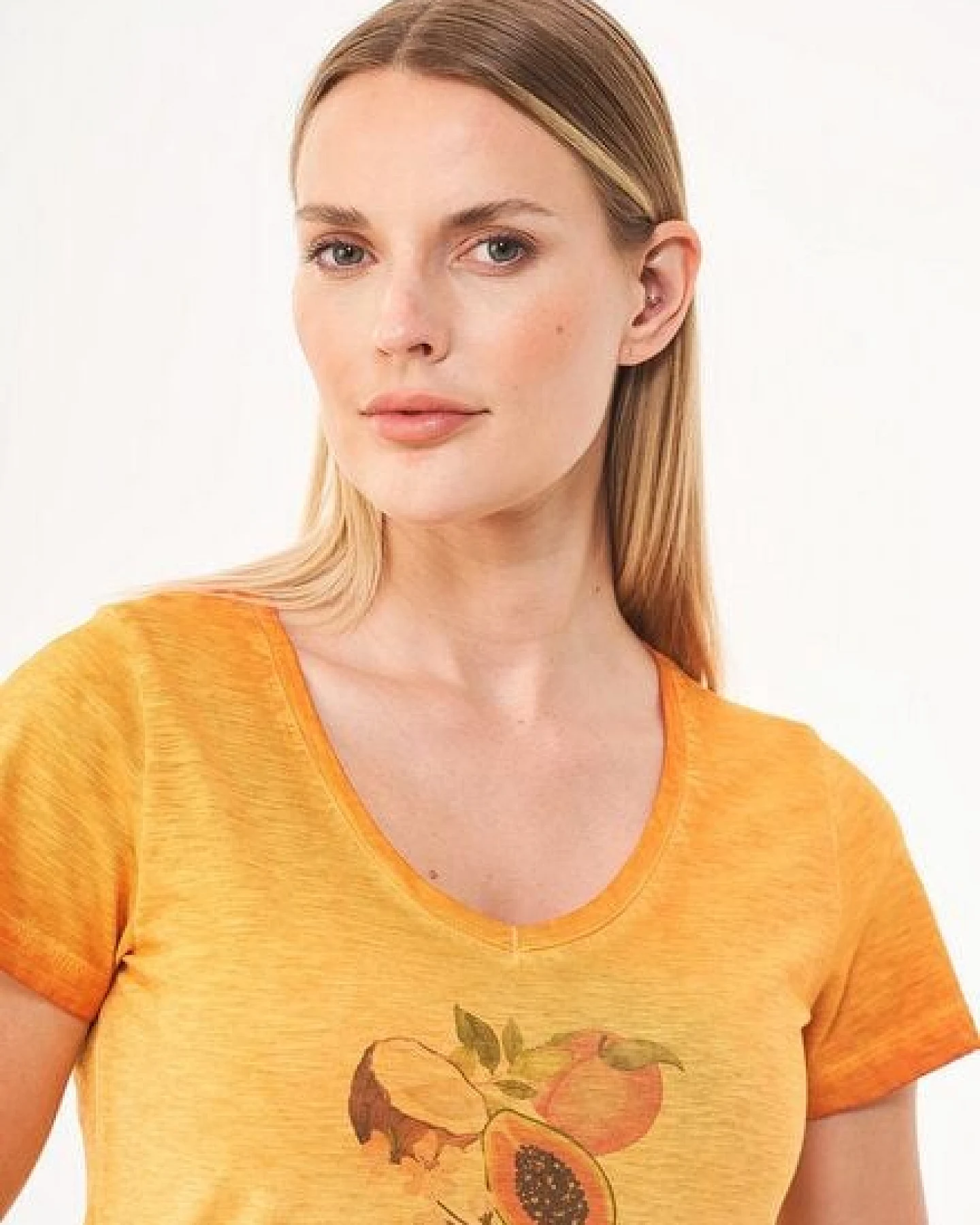 ORGANICATION Cold Pigment Dyed T-Shirt aus Bio-Baumwolle mit Frucht-Print – Ansicht 4