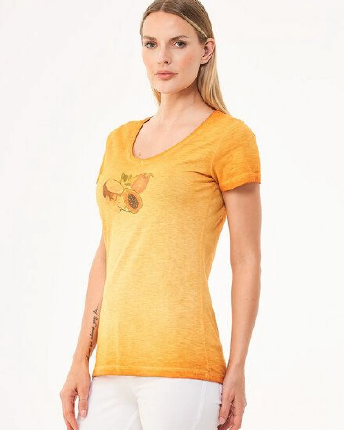 ORGANICATION Cold Pigment Dyed T-Shirt aus Bio-Baumwolle mit Frucht-Print – Ansicht 2