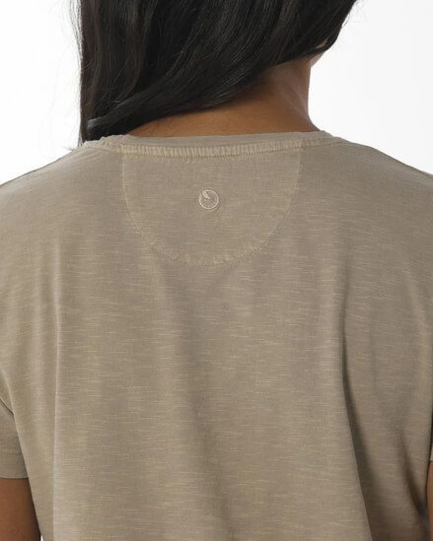 ORGANICATION Naturel Dyed T-Shirt aus Bio-Baumwolle – Ansicht 4