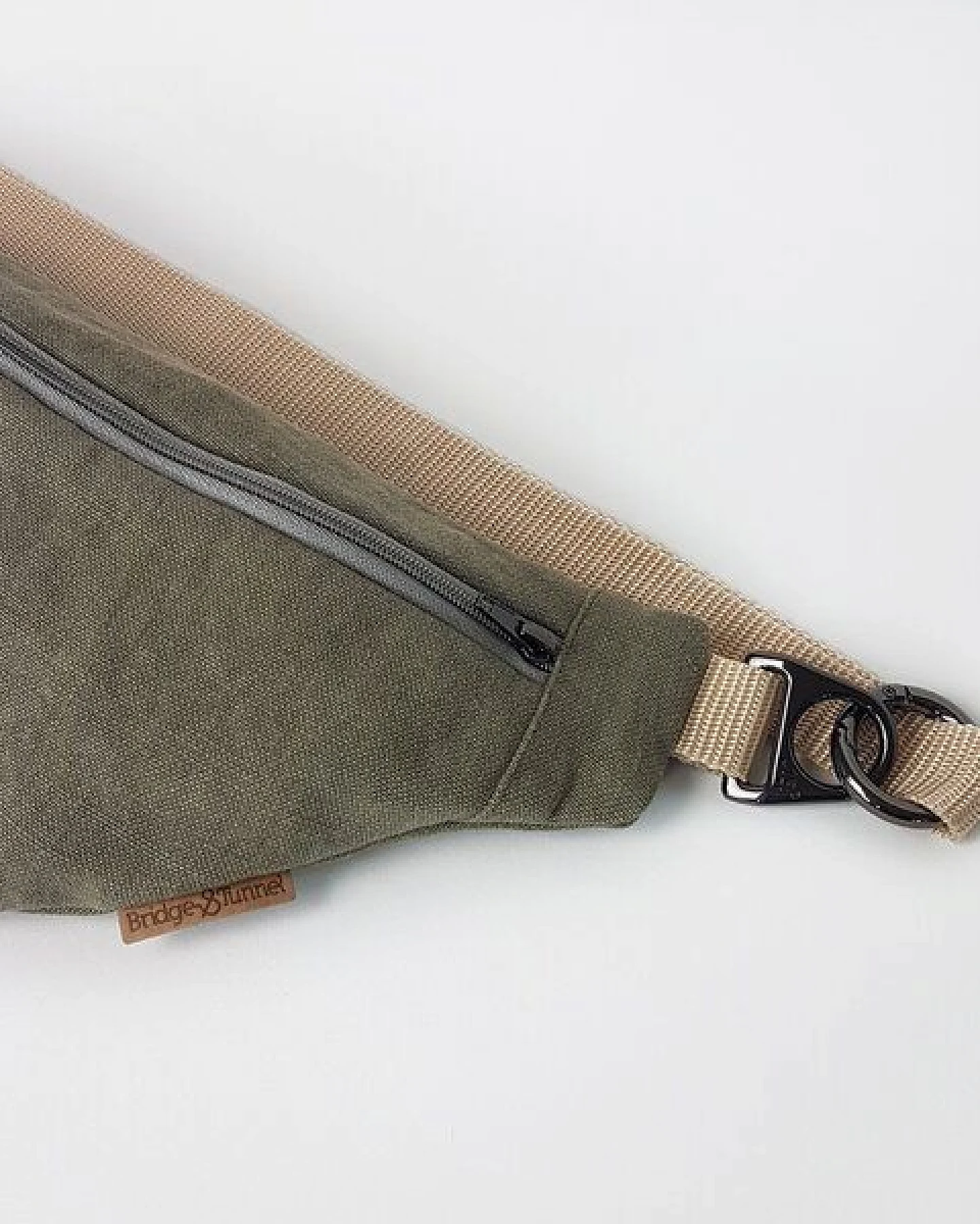 Bridge&Tunnel Hipbag Leinen oliv – Ansicht 3